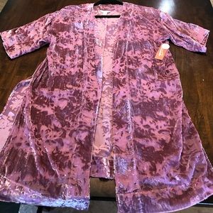 NWT Arizona Burnout Kimono in Crushed Berry